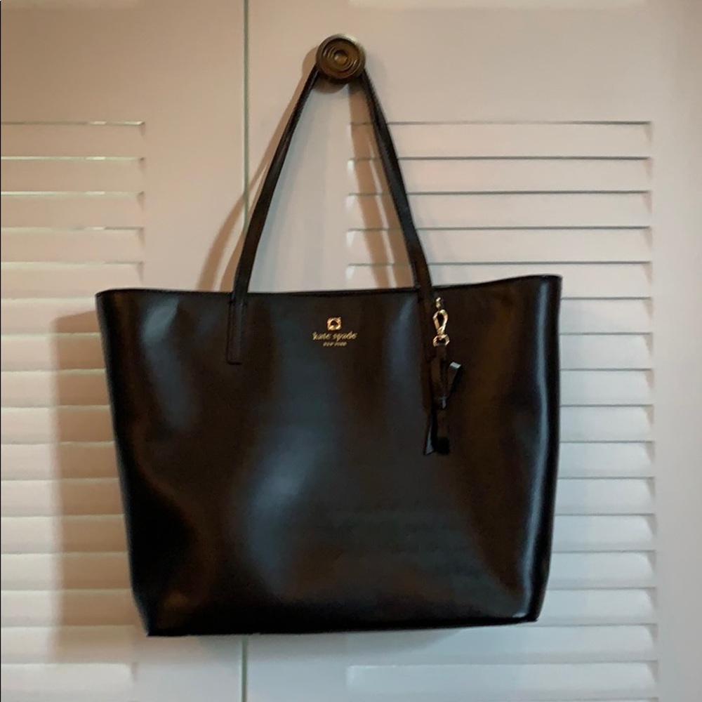 Black Kate Spade purse